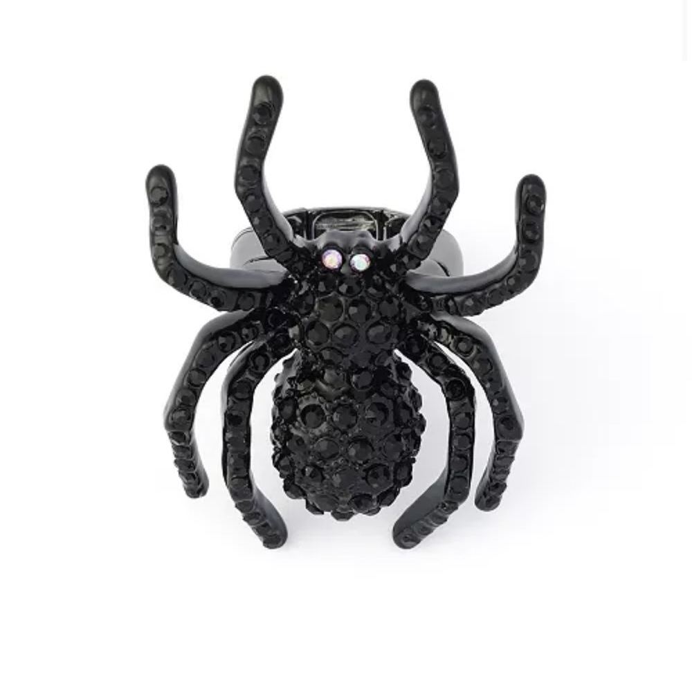 Betsey Johnson
Faux-Stone Halloween Spider Cocktail Ring